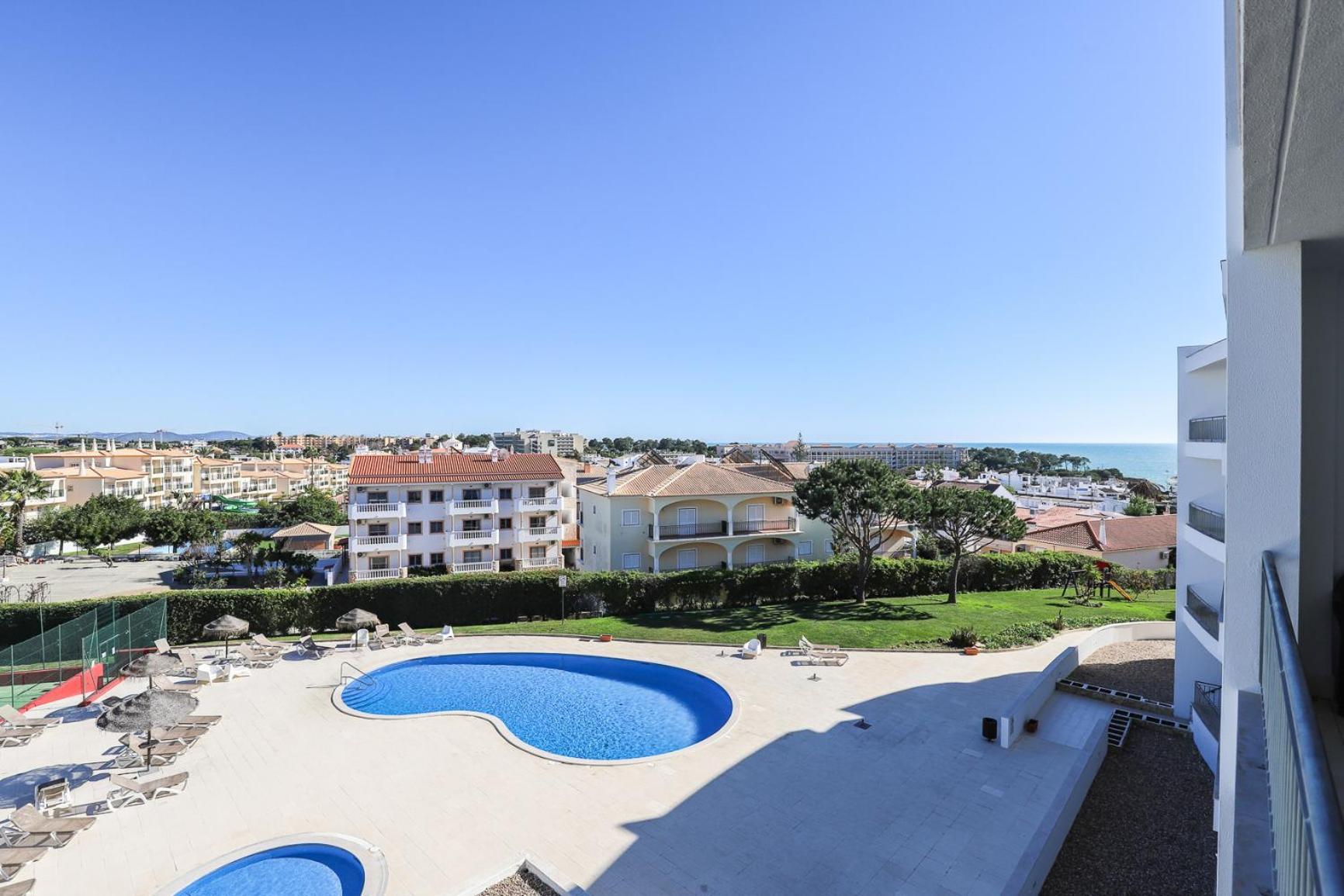 Ferienwohnung Charming Flat 10 Min Walk To Beach Albufeira Exterior foto