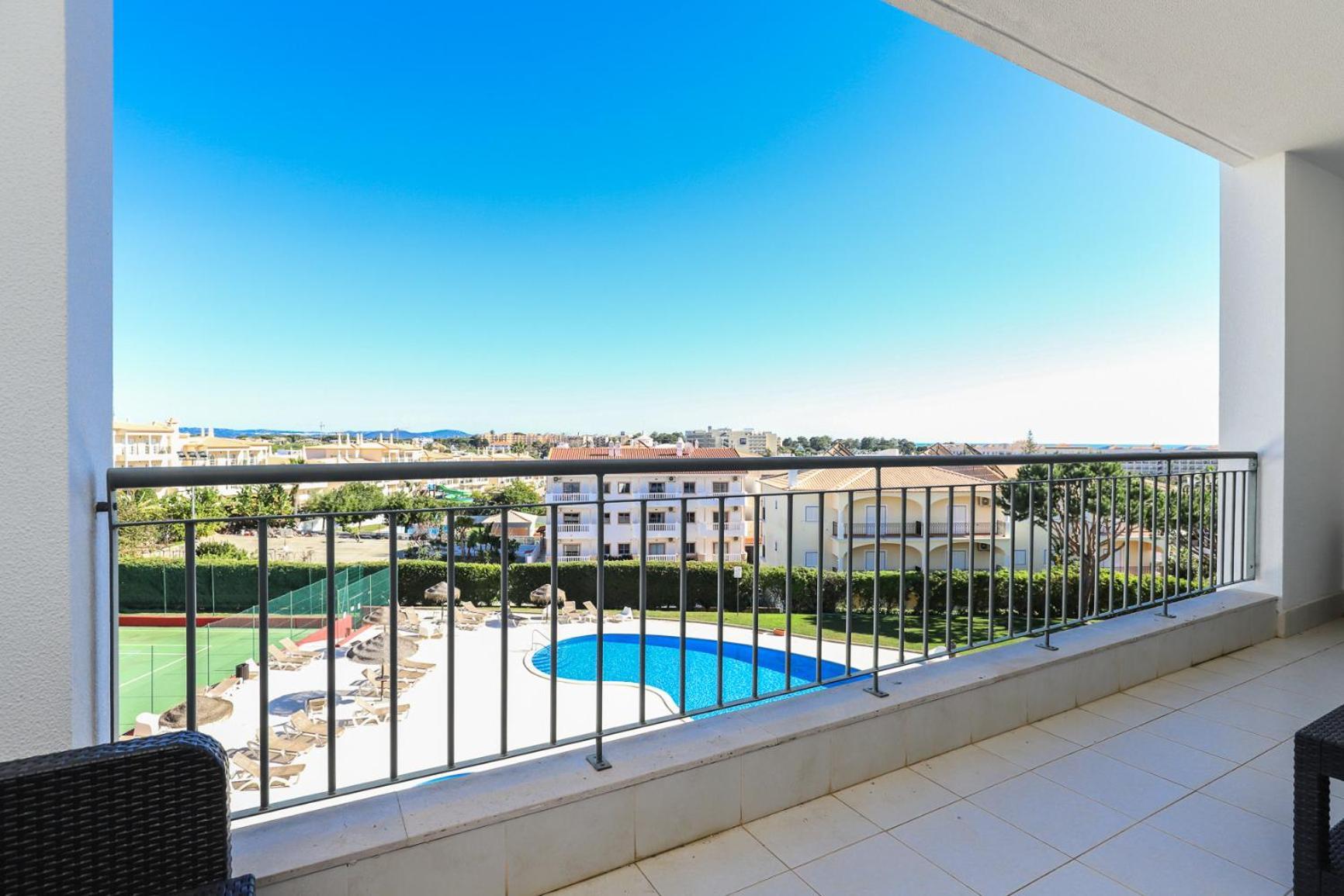 Ferienwohnung Charming Flat 10 Min Walk To Beach Albufeira Exterior foto